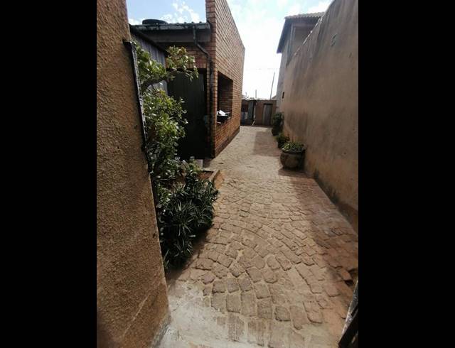 3 BEDROOM HOUSE FOR SALE IN EBONY PARK